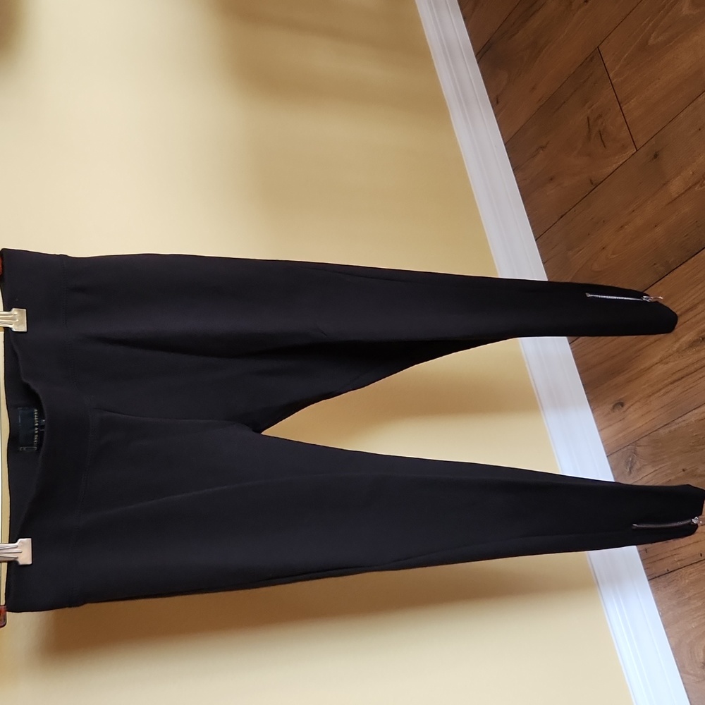 Black leggins by Buffalo jeans